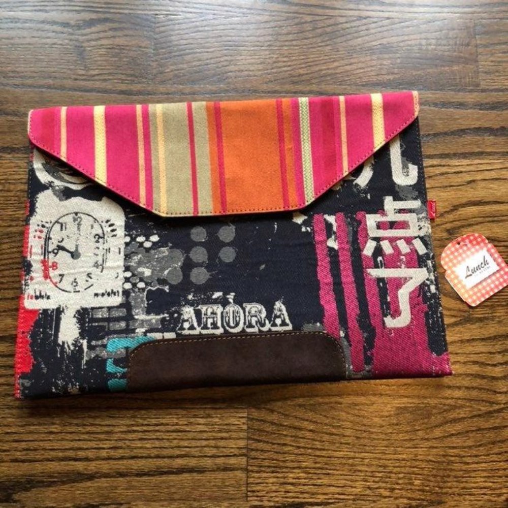 NEW $68 Lunch for HUITRU Computer Tablet Notebook Cover